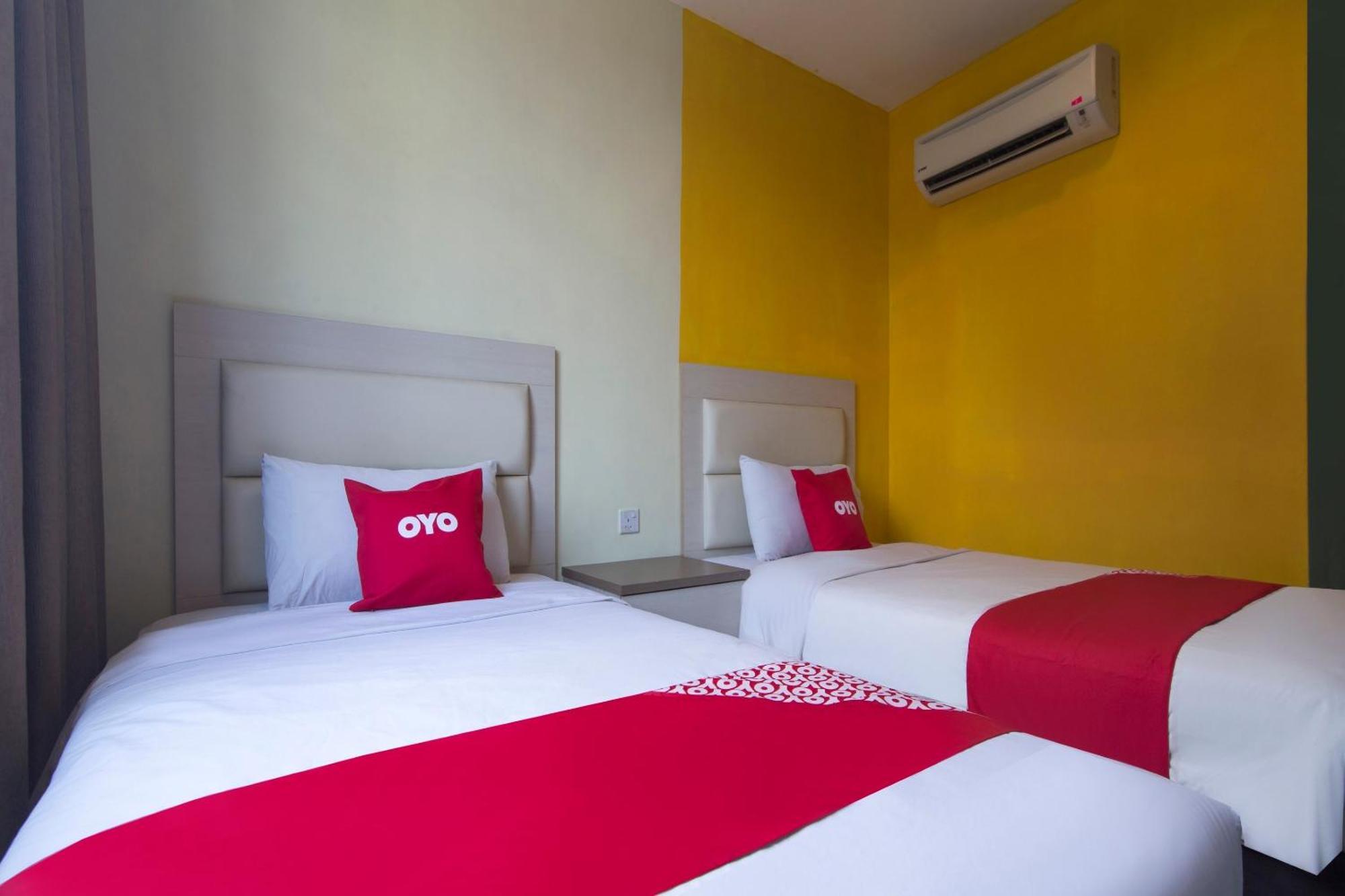 Hotel O Hotel 916 Batu-grotten Buitenkant foto